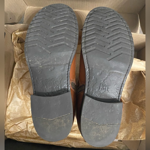 Frye Veronica (short) Boots - Picture 7 of 8